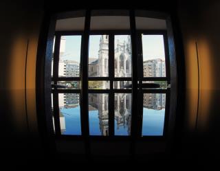 Sala de Juntas - Ventana y Vista Iglesia de Sabugo